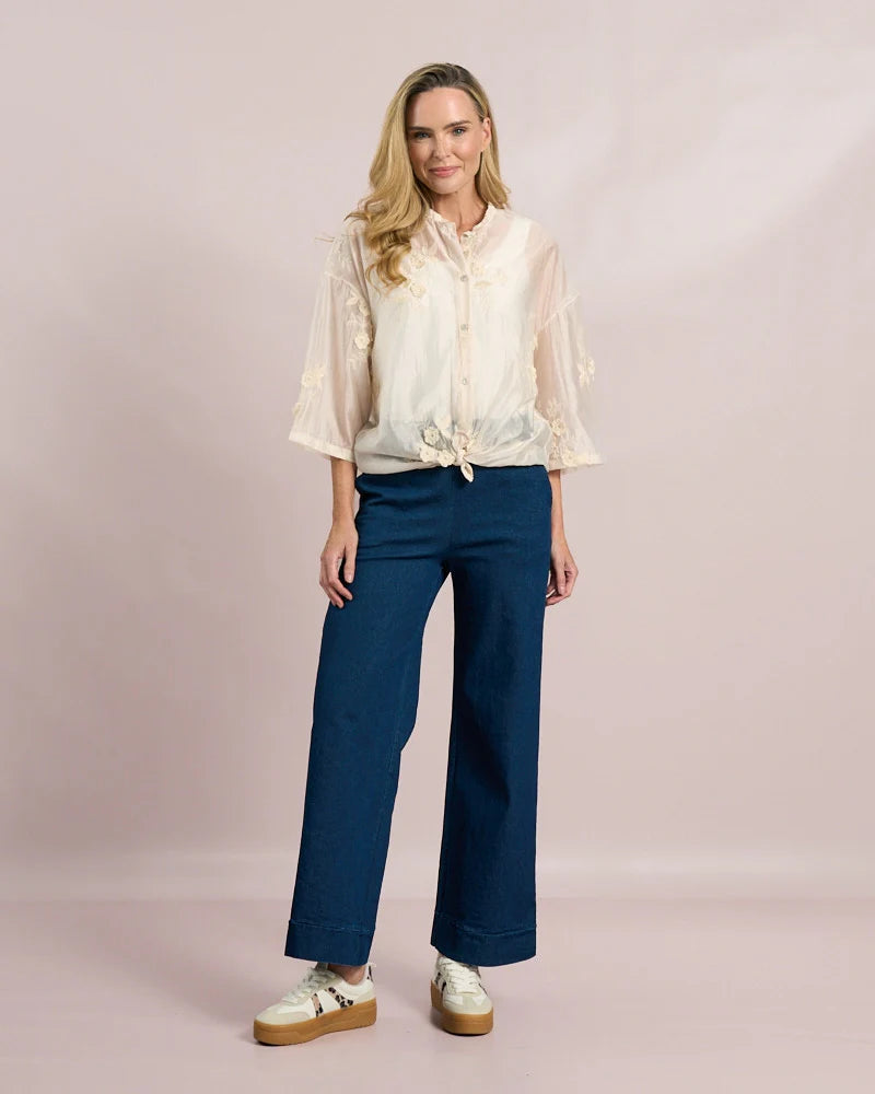 D.E.C.K trousers